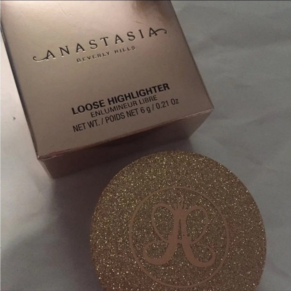 Anastasia highlighter - Picture 3 of 5